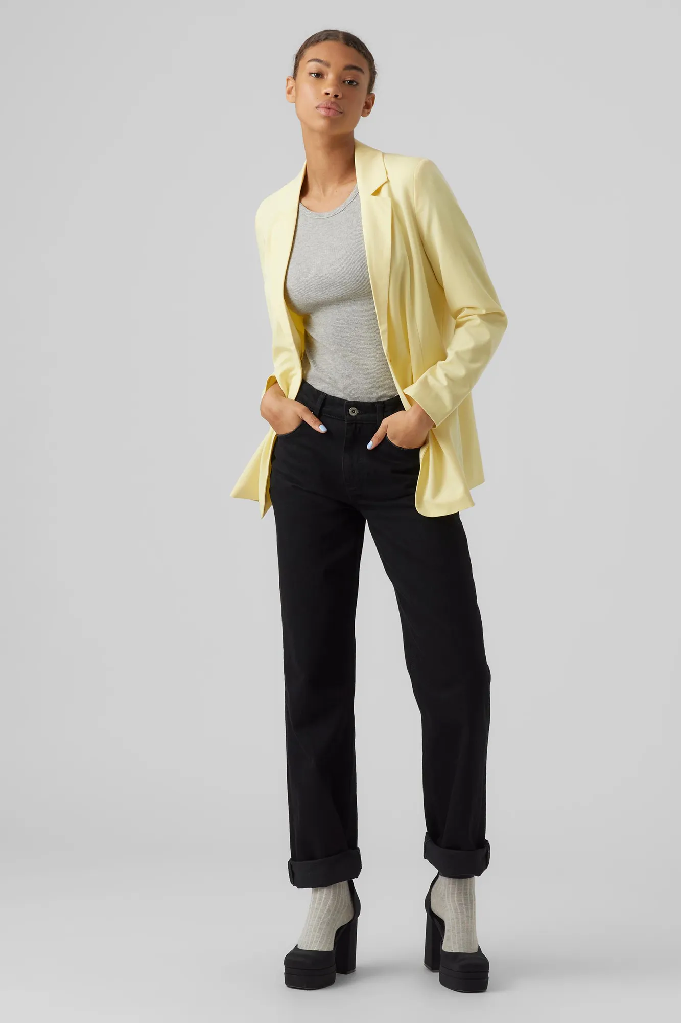 Vero Moda Blazer clásica de mujer corte recto