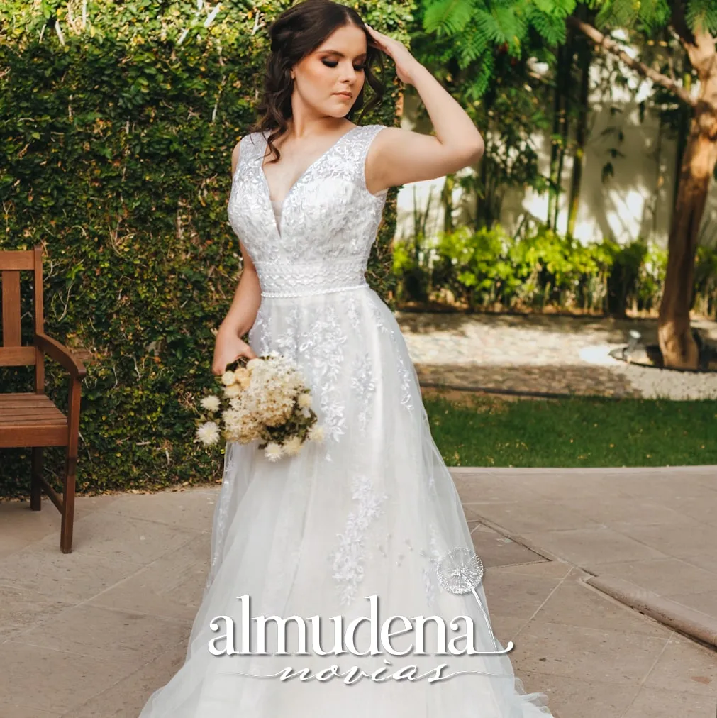 Vestido de Novia Encaje Tirantes Línea «A»