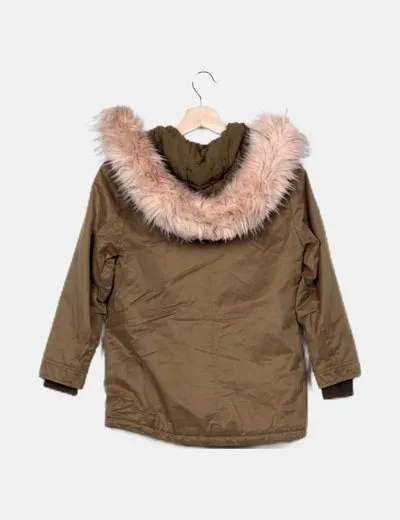 Zara Parka caqui pelo rosa